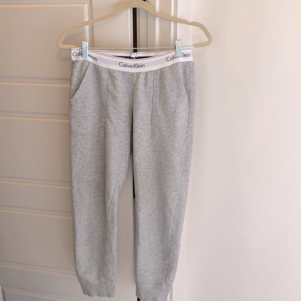 women’s calvin klein gray sweatpants